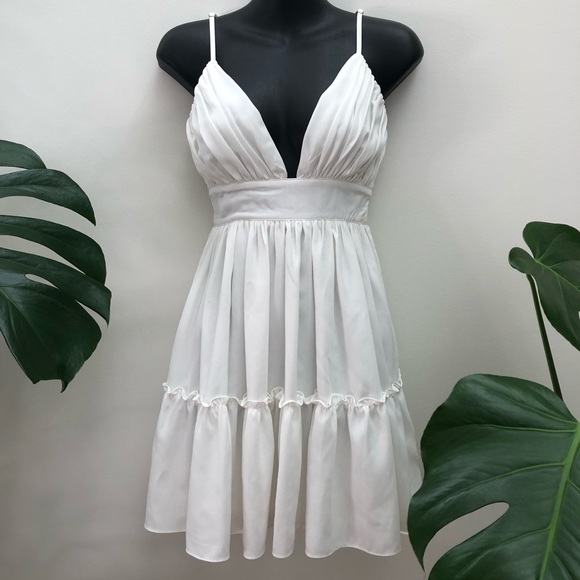 PrettyLittleThing Dresses & Skirts - Pretty Little Thing White Dress low V-neck skater